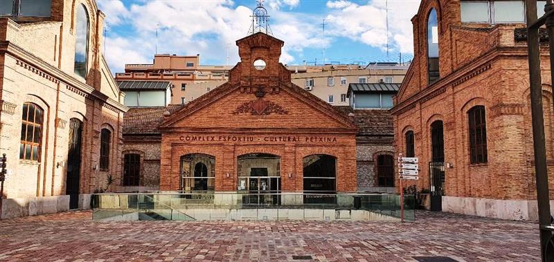 Valencia Complex esportiu cultural peixina
